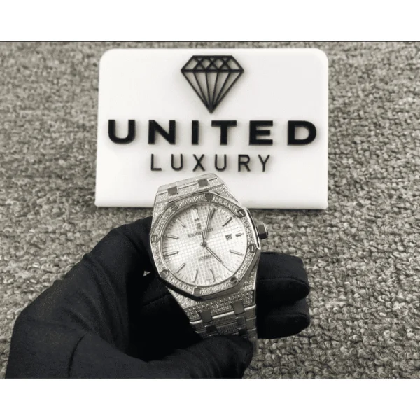 Audemar-Piguet-Iced-Out-Replica.webp