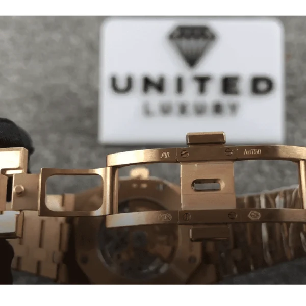 Audemars-Piguet-Royal-Oak-15400OR.OO_.1220OR.02-Replica-1.webp