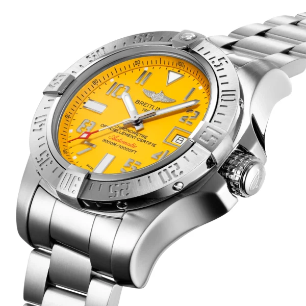 Breitling-Avenger-II-Seawolf-A173311519-Replica2.webp