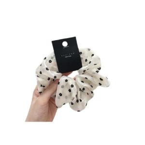 yarn vintage heart hair barrette