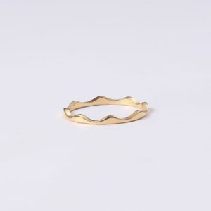 titanium with imitation gold plated simplistic round band rings