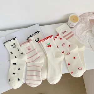 Custom Cartoon Embroidery Women's Cotton Socks Cute Frill Student Sweet High Quality Fashion Stacking Socks