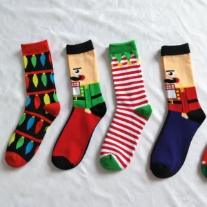 Wholesales High Quality Christmas  Men's Socks Red Winter Warm Xmas Sock Christmas Gift Cartoon Socks with Santa Clous