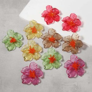 zinc alloy acrylic flower minimalist stud earring