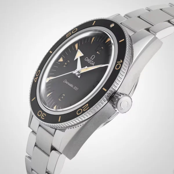 Omega-Seamaster-300-234.30.41.21.01.001-Seamaster-Steel-Replica2.webp