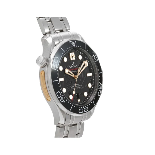 Omega-Seamaster-300-M-210.22.42.20.01.004-Replica5.webp