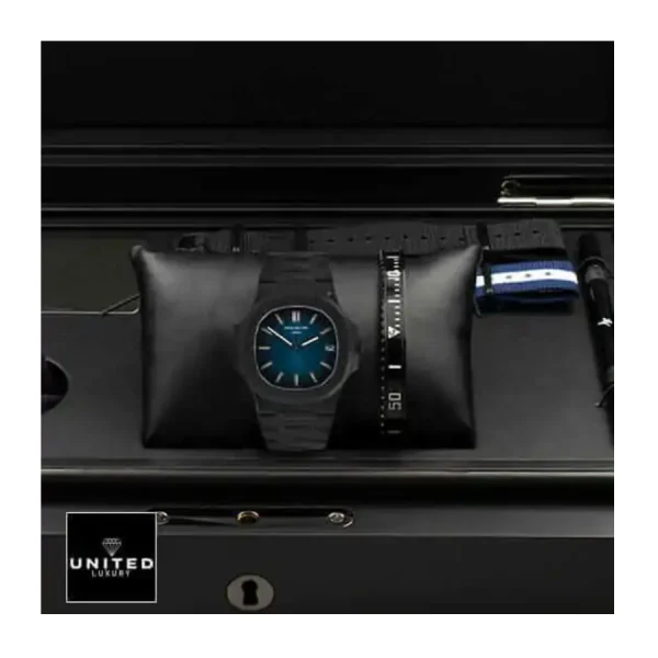 Patek-Philippe-Black-5711-Replica-2.webp