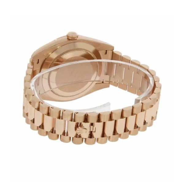Rolex-Everose-Gold-Replica1.webp