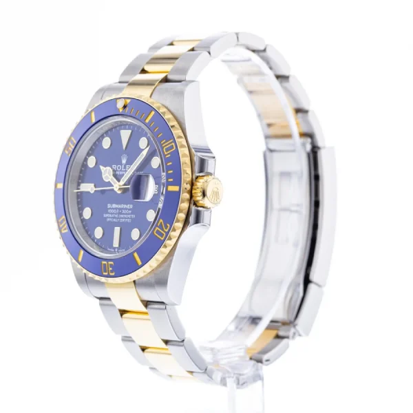 Rolex-Submariner-Date-Two-Tone-Blue-Dial-126613-Replica3.webp