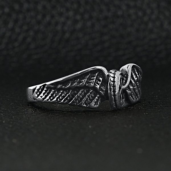 SCR0238-Polished-Wings-Wheel-Stainless-Steel-Ring-Lifestyle-Side_5ee81fdc-e58a-4754-a556-1311ef3b6240.jpg