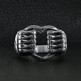 SCR1002-Polished-Heart-Gripped-By-Bones-Stainless-Steel-Ring-Lifestyle-Front_d9bd9f61-44c8-4d7f-8c67-42238192cefd.jpg