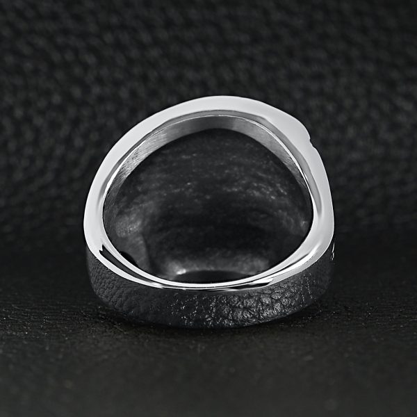 SCR2003-Polished-Skull-With-Cigar-Stainless-Steel-Ring-Lifestyle-Back_d768c27f-6fa9-4285-993f-eadb1a05c4f8.jpg
