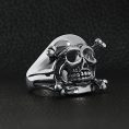SCR3049-Skull-Crossbones-Stainless-Steel-Ring-Lifestyle-Side_e9c58aac-3e82-4c90-ba20-476ca1037e01.jpg