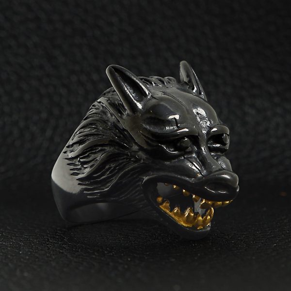 SCR3076-Black-Wolf-With-18K-Gold-Plated-Teeth-Stainless-Steel-Ring-Lifestyle-Side_6a9a3f08-d8d4-4ec7-9e84-9e0e8905416e.jpg