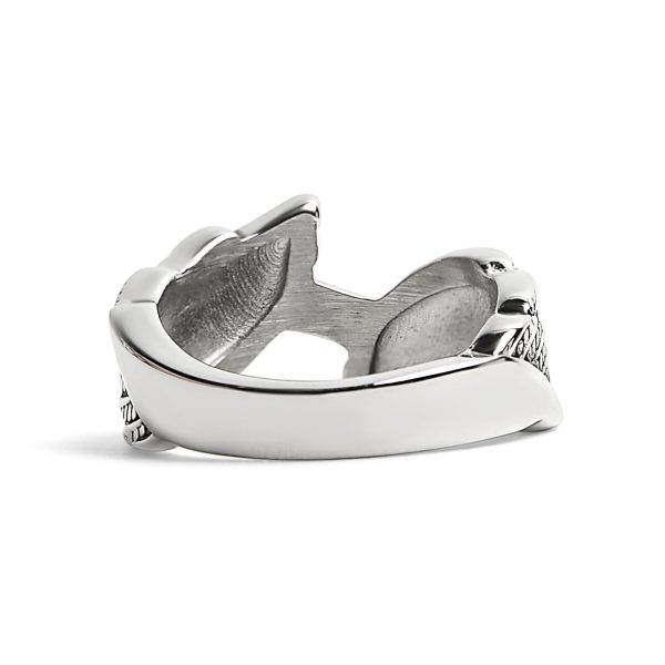 SCR4013-LargeDetailedWingsStainlessSteelRing_Back_9bdaf4be-b6d8-4649-8c17-2c1665d84e61.jpg