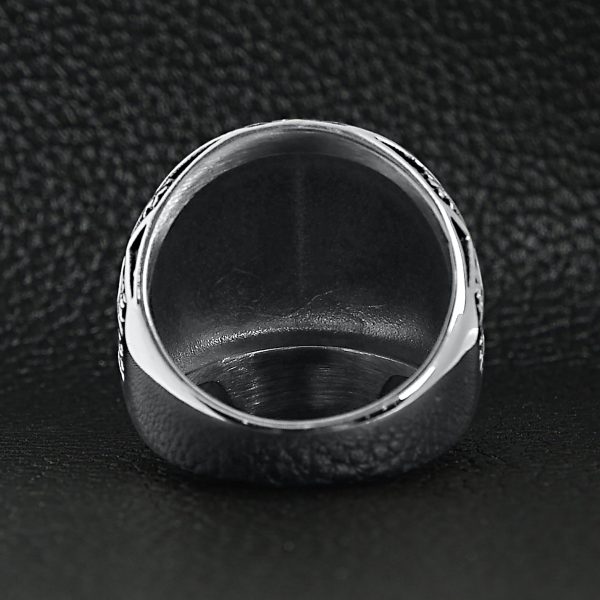 SCR4023-Skull-With-Fleur-De-Lis-Accents-Stainless-Steel-Ring-Lifestyle-Back_beae8295-34b8-4f92-a30e-38f6e1f30c49.jpg