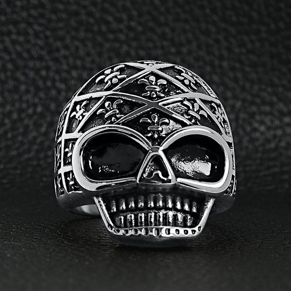 SCR4023-Skull-With-Fleur-De-Lis-Accents-Stainless-Steel-Ring-Lifestyle-Front_2df8f6bb-0b2f-4572-9bc9-ce6c45c397cc.jpg