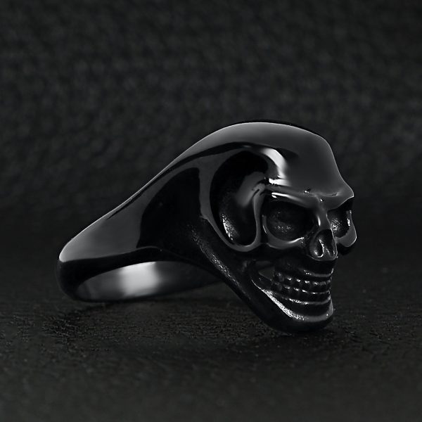 SCR4053-Black-Skull-Stainless-Steel-Ring-Lifestyle-Side_2e0d179e-cee4-42a1-903c-f47985137560.jpg
