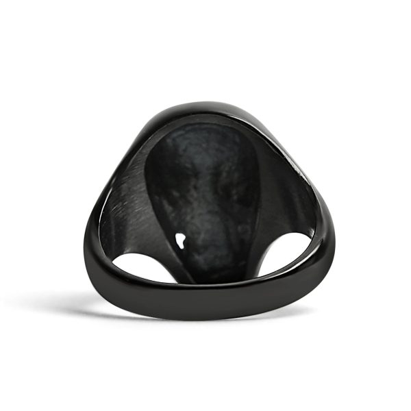 SCR4053-BlackSkullStainlessSteelRing_Back_0161c03e-d40b-400f-8f9a-6893ed95ea9d.jpg