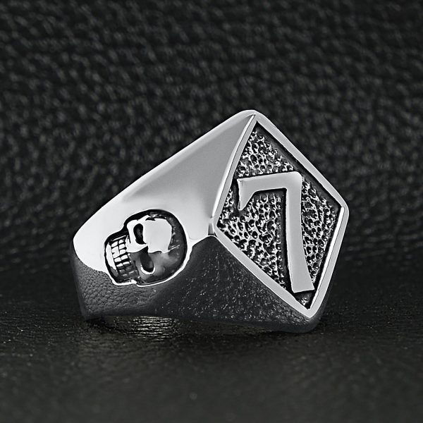 SCR4060-Detailed-Lucky-7-Skull-Stainless-Steel-Ring-Lifestyle-Side_88b95242-416a-4b7f-b950-16b6e660af53.jpg