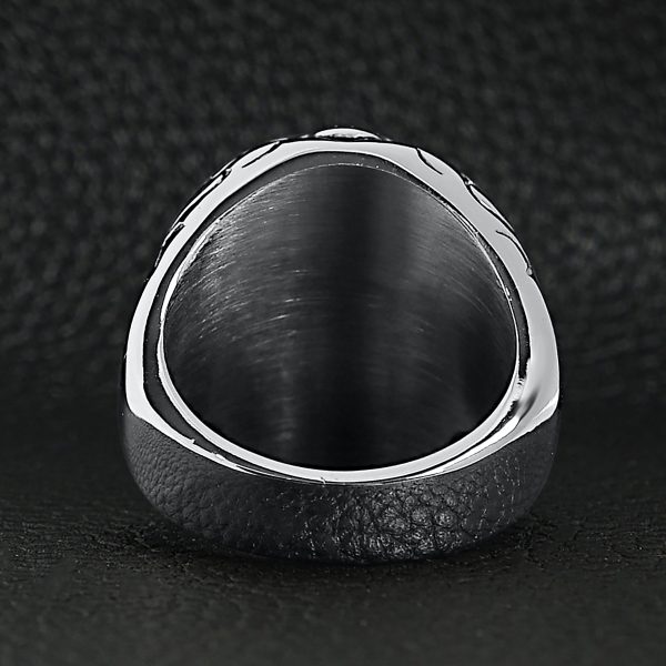 SCR4088-Red-CZ-Eyed-Detailed-Skull-Stainless-Steel-Ring-Lifestyle-Back_ff92545e-b1d3-4564-91ce-aff02ba80d41.jpg