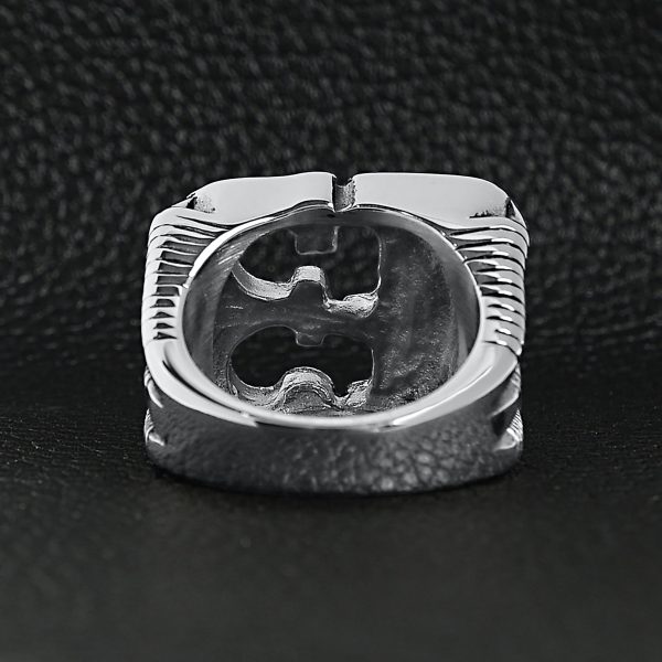 SCR4089-Black-Detailed-13-Stainless-Steel-Ring-Lifestyle-Back_3559b581-8fe7-44e9-a543-a15c2a5984e4.jpg
