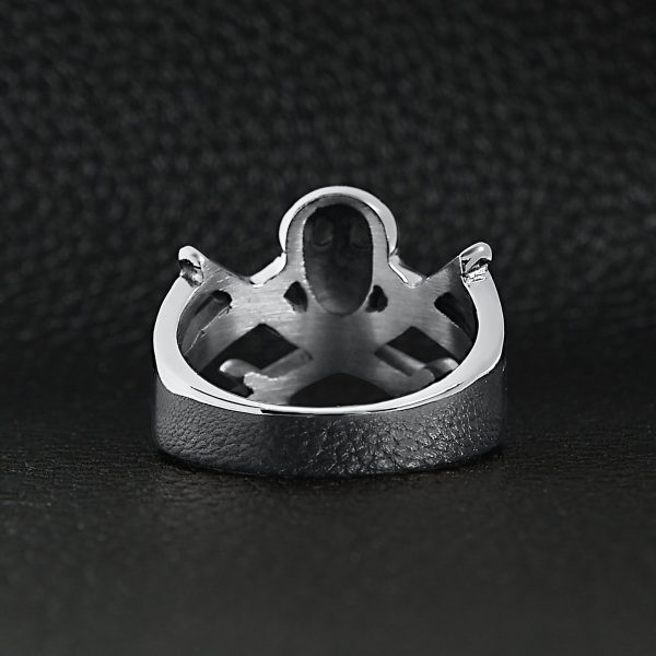 SCR4095-Skull-Crossed-Swords-Stainless-Steel-Ring-Lifestyle-Back_a69e9188-6ea6-4223-ba55-c3be8a8f3f0f.jpg