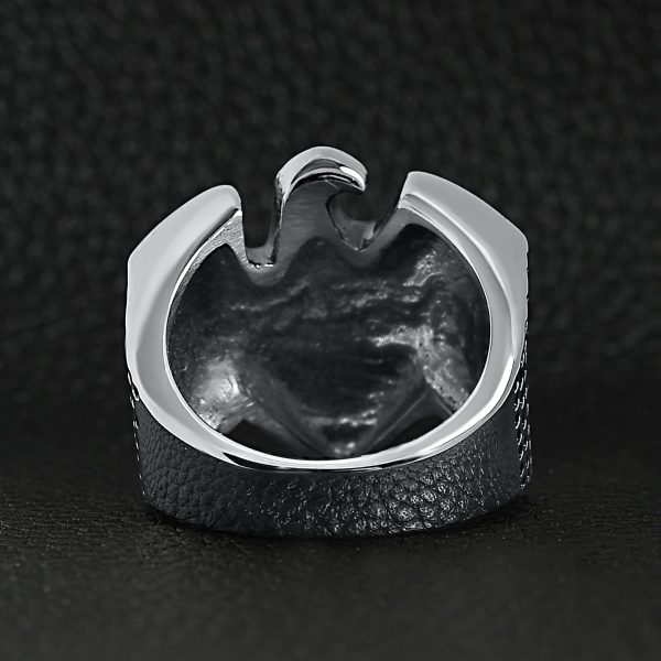 SCR4097-AMERICAN-BIKER-Eagle-Stainless-Steel-Ring-Lifestyle-Back_3bad50e9-e0c5-4e31-ab51-155cc5c70d86.jpg