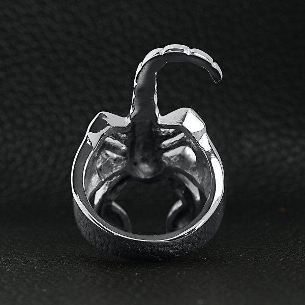 SCR4100-Detailed-Scorpion-Stainless-Steel-Men_s-Ring-Lifestyle-Back_457440b6-2fd2-454d-a196-21d5999ed75f.jpg