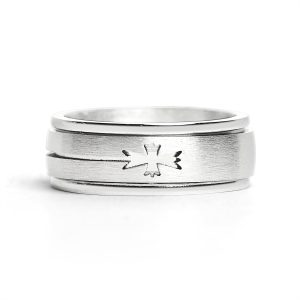 Stainless Steel Cutout Cross Spinner Ring / SRJ2434
