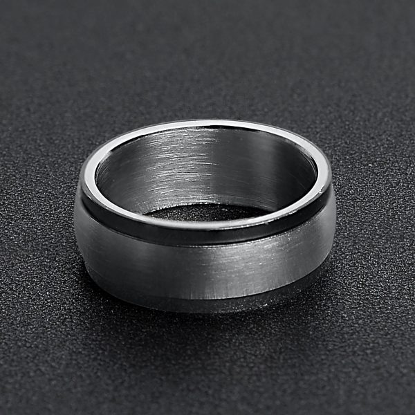 SRJ9002-HighlyPolishedStainlessSteelBlackTrimSpinnerCenterRing.jpg