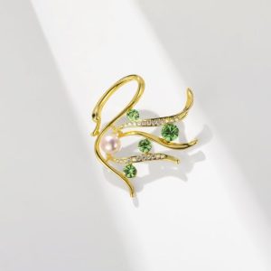 alloy cubic zirconia swan dainty brooch