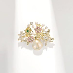 alloy freshwater pearl flower dainty brooch