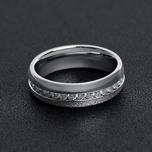 ZRJ0103-HighlyPolishedStainlessSteelCZCenterRing.jpg