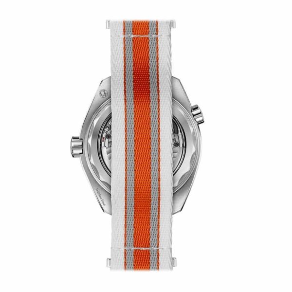 omega-215-32-44-21-04-001.jpg