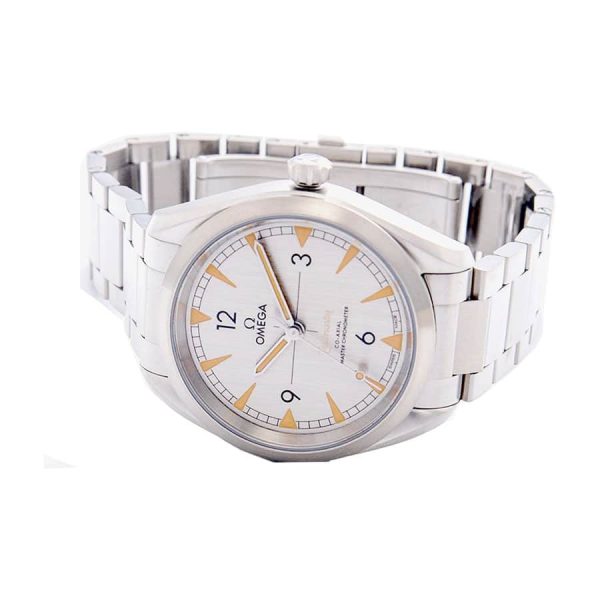 omega-railmaster-co-axial-master-steel-220-10-40-20-06-001-grey-dial-1.jpg