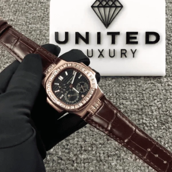 patek-philippe-5724r-001-replica-1.webp