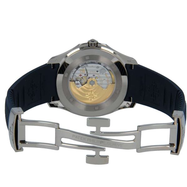 patek-philippe-aquanaut-blue-dial-replica-1.jpg