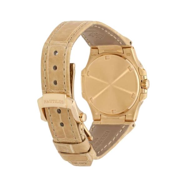 patek-philippe-nautilus-7010r-011-1.jpg