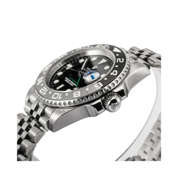 rolex-gmt-master-ii-bruce-wayne-126710grnr-replica-4.webp