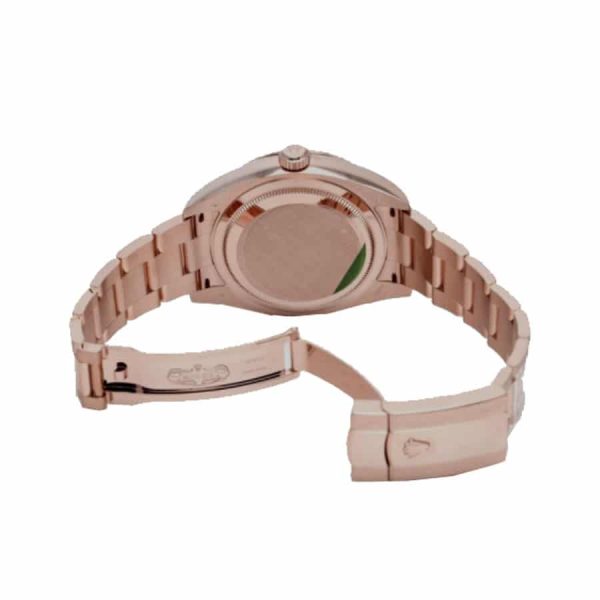 rolex-sky-dweller-everose-gold-sundust-dial-326935-oyster-replicae.jpg