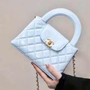 CHANEL 24S vintage kelly bag