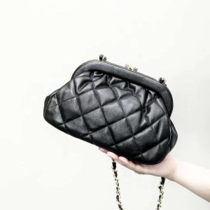 CHANEL Clutch