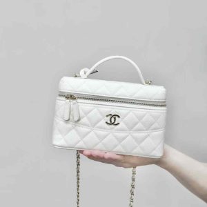 CHANEL Long Vanity with Chain