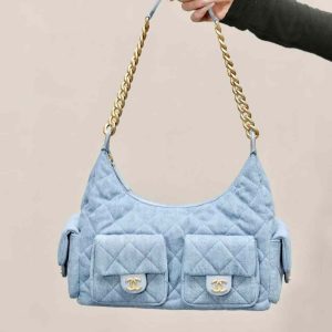 CHANEL Large Hobo Bag
