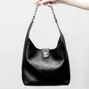 CHANEL  Hobo Bag